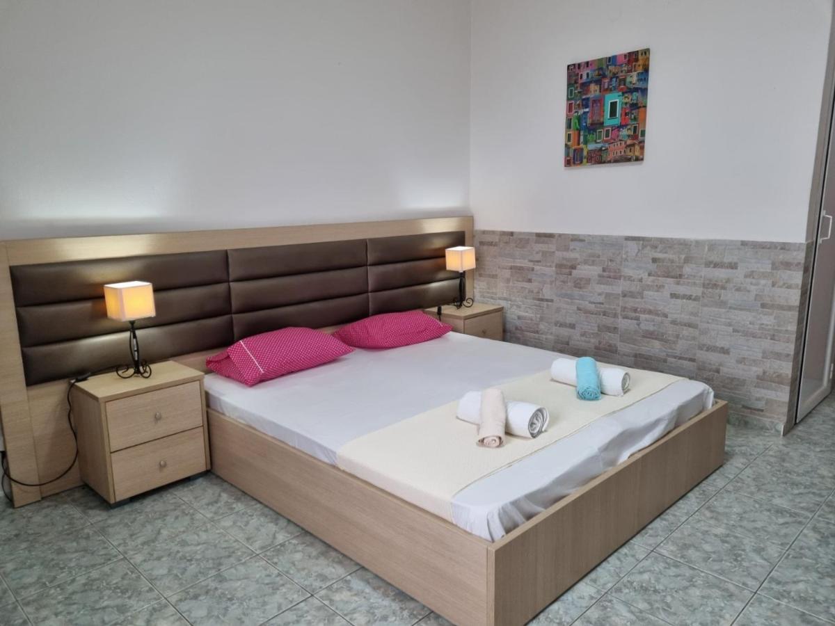 Anna Christina Apartments Metamorfosi  Dış mekan fotoğraf